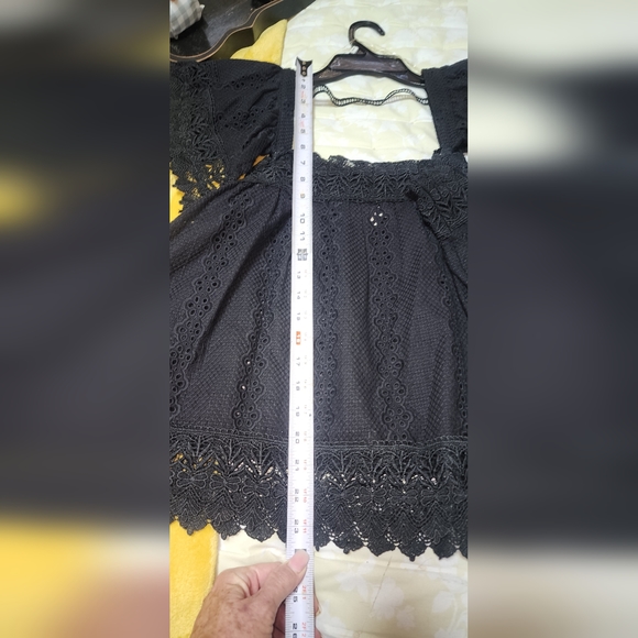 Top - Picture 4 of 8